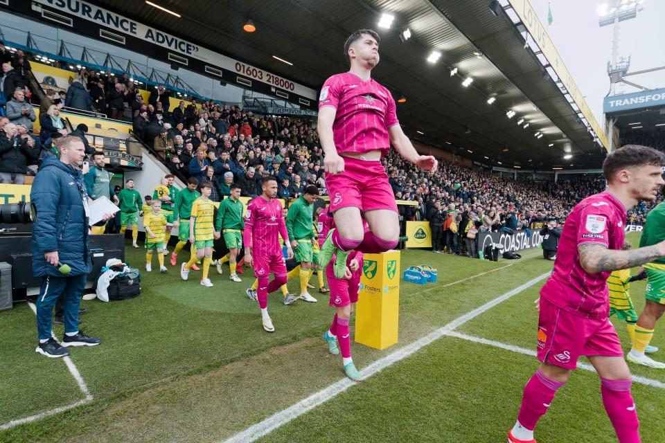 Gallery | Norwich City v Swansea City