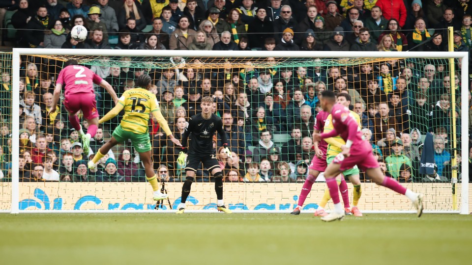 Gallery | Norwich City v Swansea City