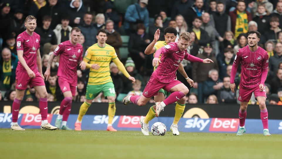 Gallery | Norwich City v Swansea City