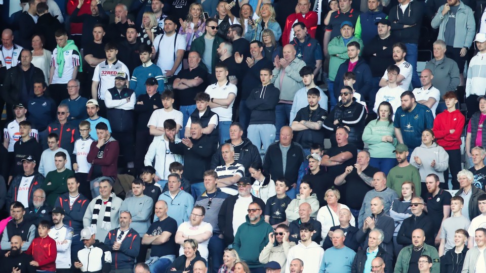 Millwall (H) fan gallery 23-24