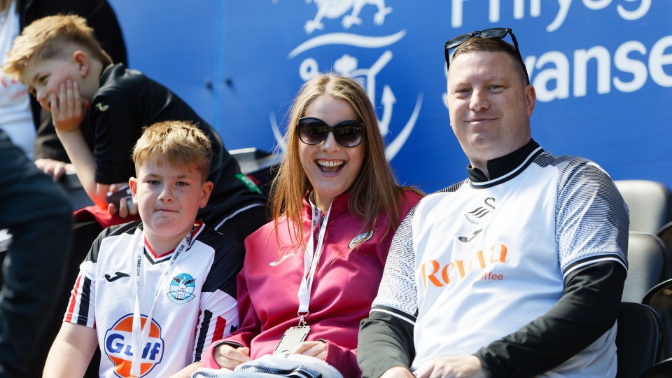 Millwall (H) fan gallery 23-24
