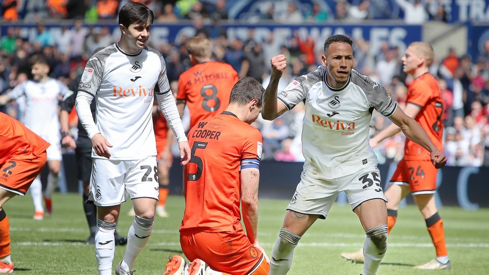 Millwall (H) match gallery 23-24