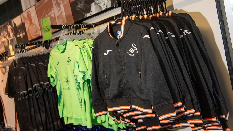 Gallery | 2024-25 Kit Launch