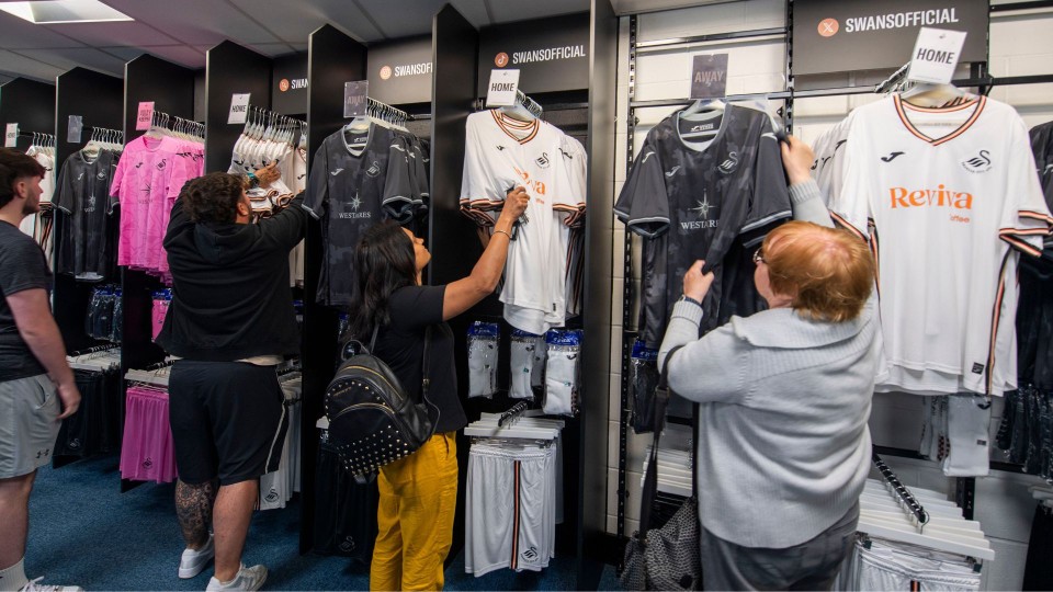 Gallery | 2024-25 Kit Launch