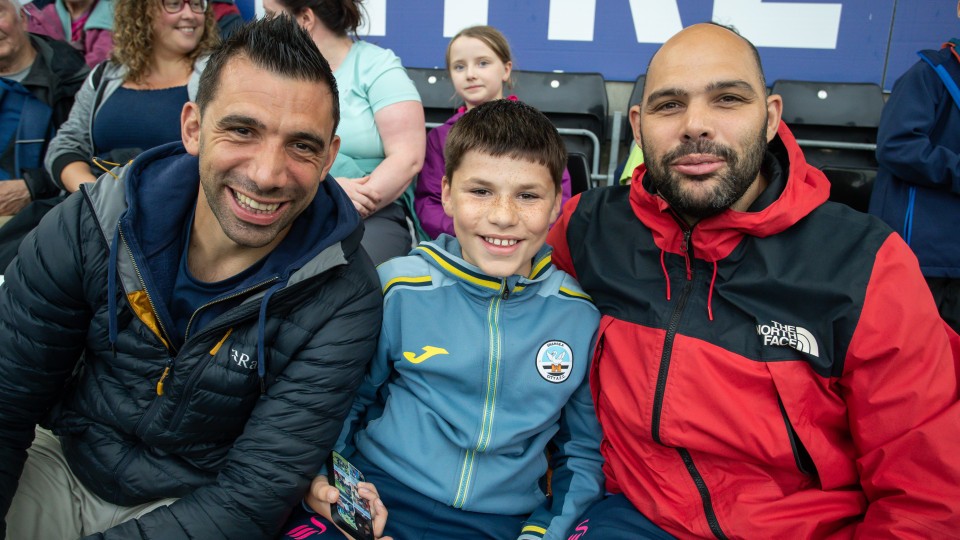 Fan gallery - Swans v Gillingham 42