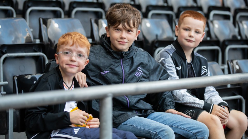 Swans v Wycombe Fan Gallery 2