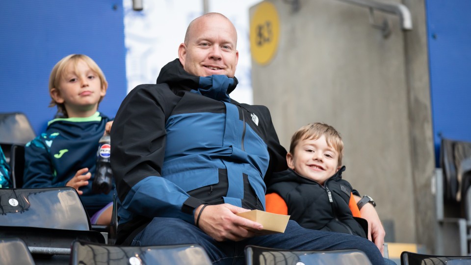 Swans v Wycombe Fan Gallery 11