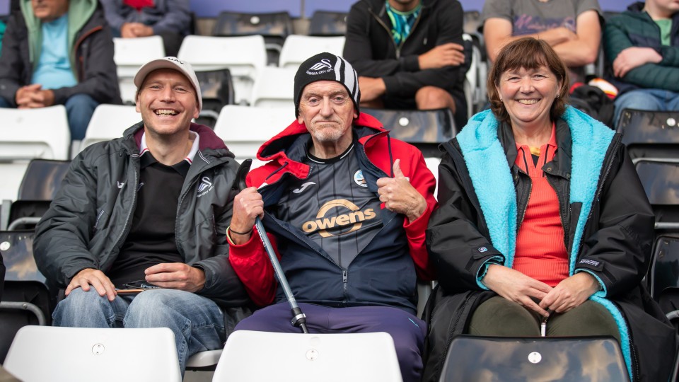 Swans v Wycombe Fan Gallery 22