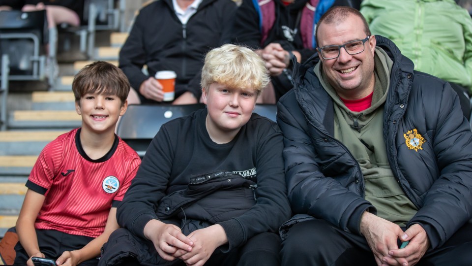 Swans v Wycombe Fan Gallery 37