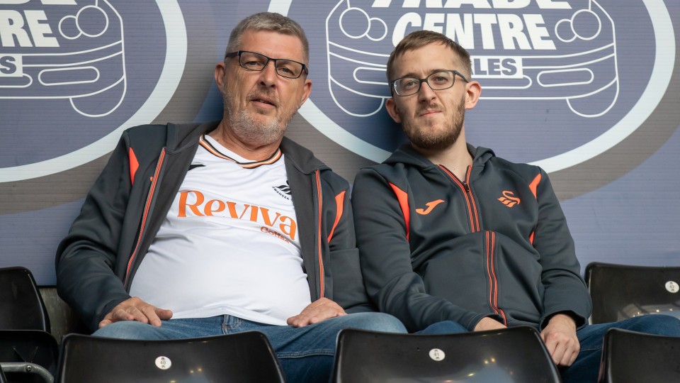 Swans v Wycombe Fan Gallery 44