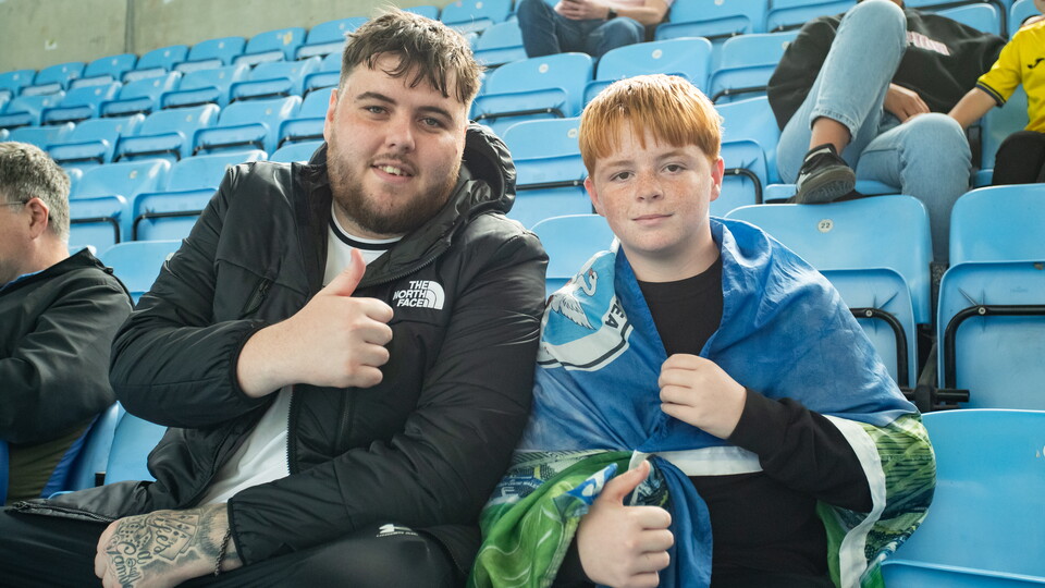 Fan Gallery | Coventry v Swans