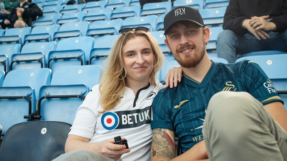 Fan Gallery | Coventry v Swans