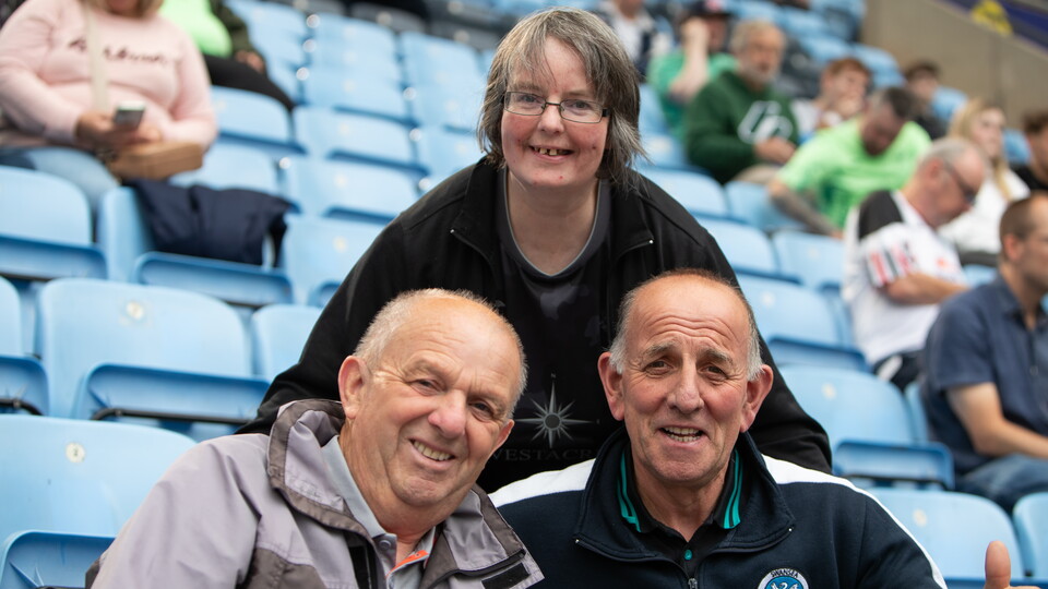 Fan Gallery | Coventry v Swans