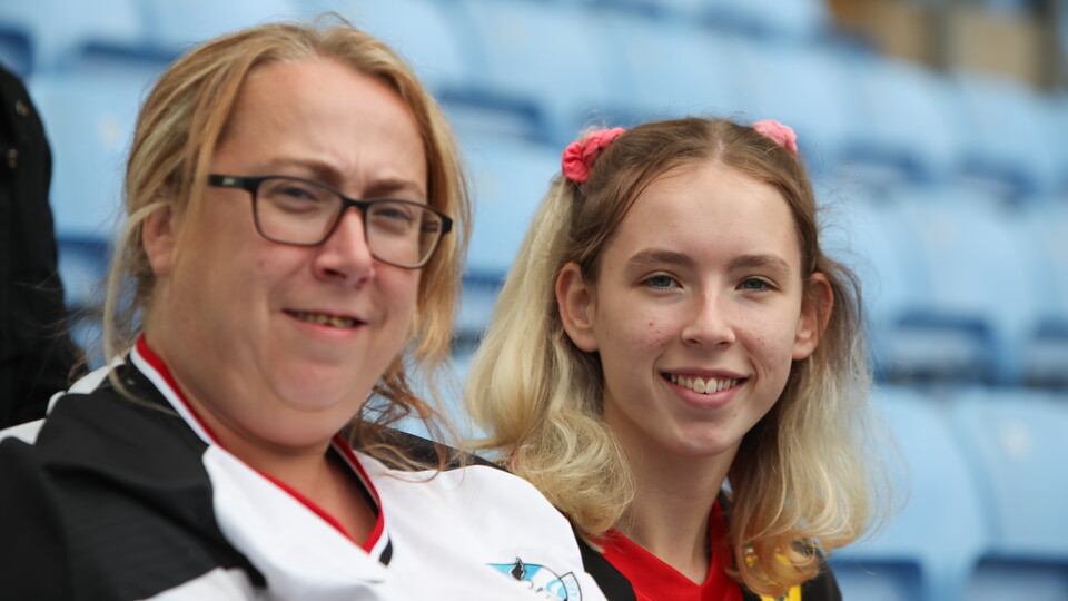 Fan Gallery | Coventry v Swans