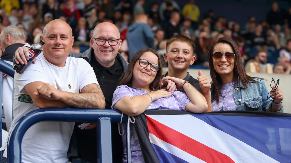 FAN GALLERY | WBA