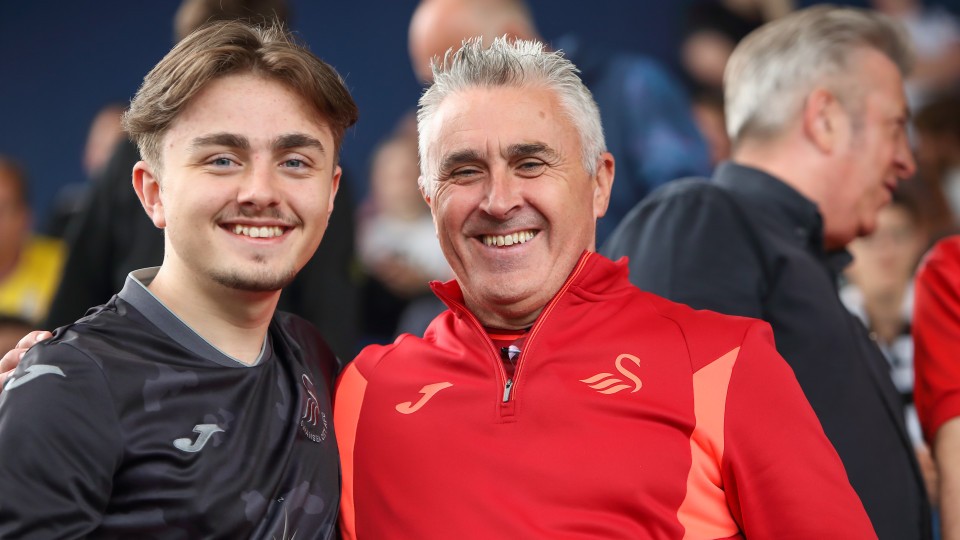 FAN GALLERY | WBA