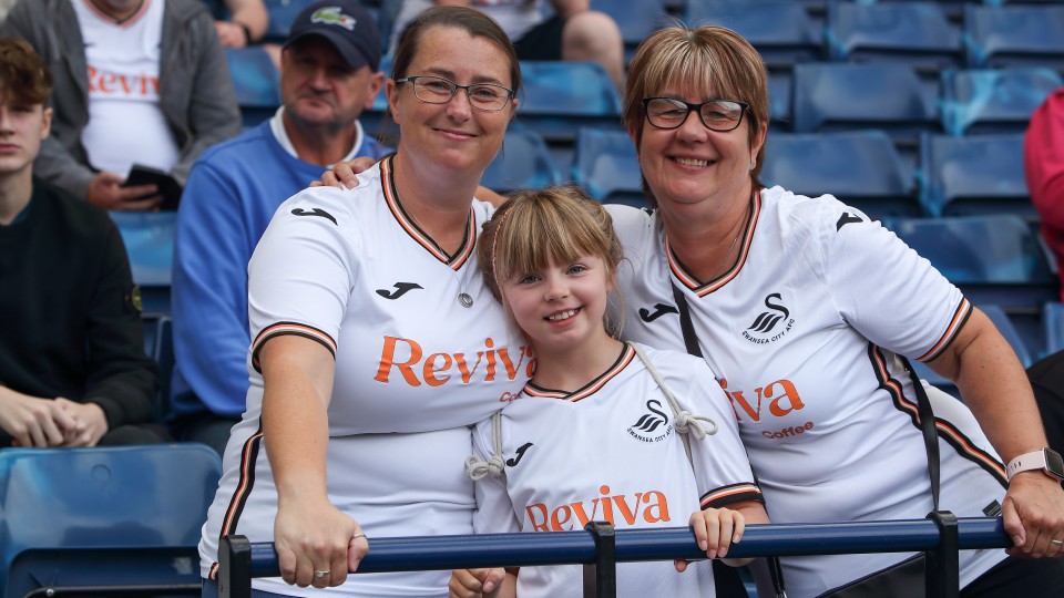 FAN GALLERY | WBA