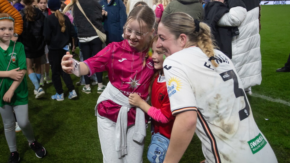 Fan gallery | Swans Women v Cardiff Women