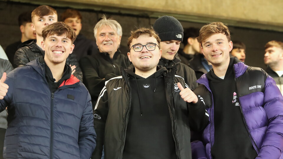 Fan Gallery | Sheffield United v Swansea City