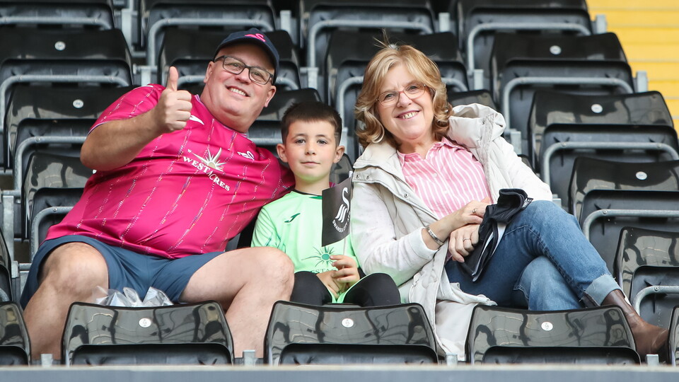 Fan Gallery | Swansea V Stoke