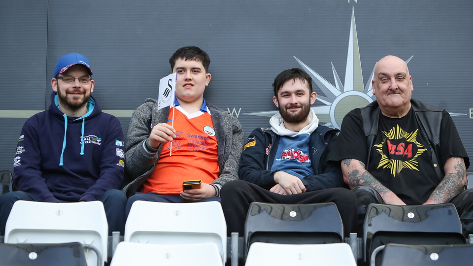 Fan Gallery | Swansea V Stoke