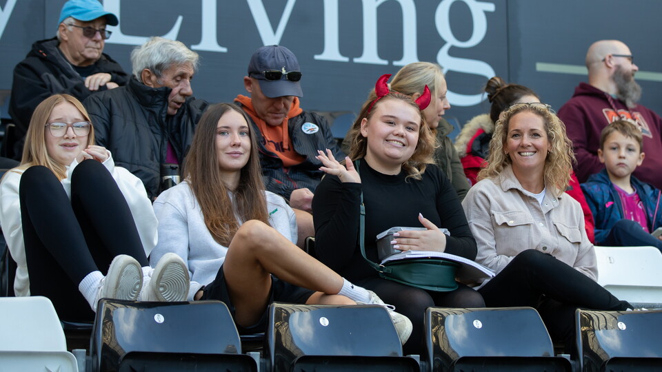Fan gallery | Swans v Millwall