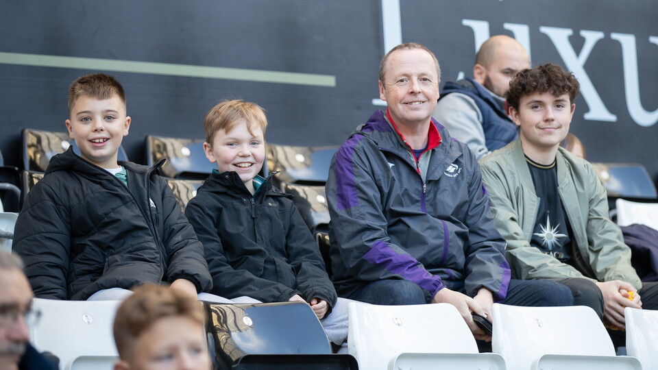 Fan gallery | Swans v Millwall