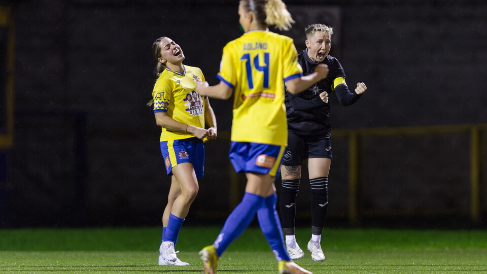 Gallery | Barry Town United Women v Swansea City Women