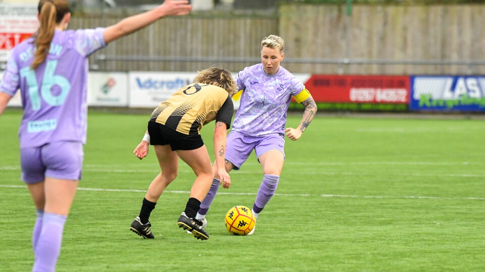 Gallery | Carmarthen Town Women v Swansea City Women