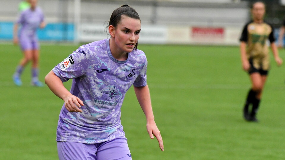 Gallery | Carmarthen Town Women v Swansea City Women