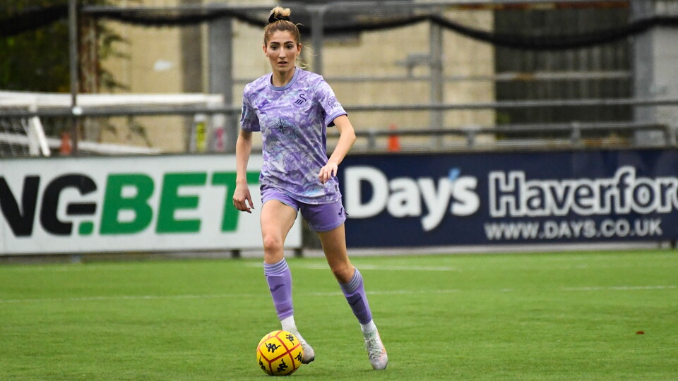 Gallery | Carmarthen Town Women v Swansea City Women