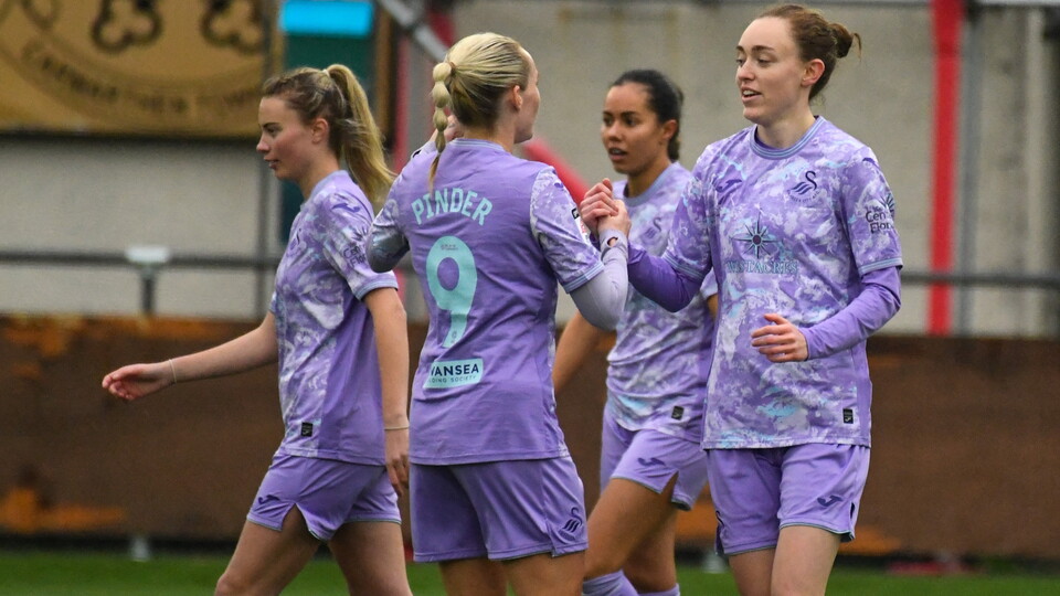 Gallery | Carmarthen Town Women v Swansea City Women