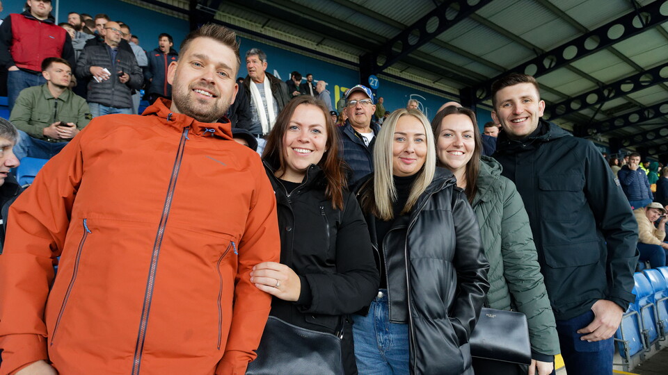 Fan Gallery | Oxford v Swans