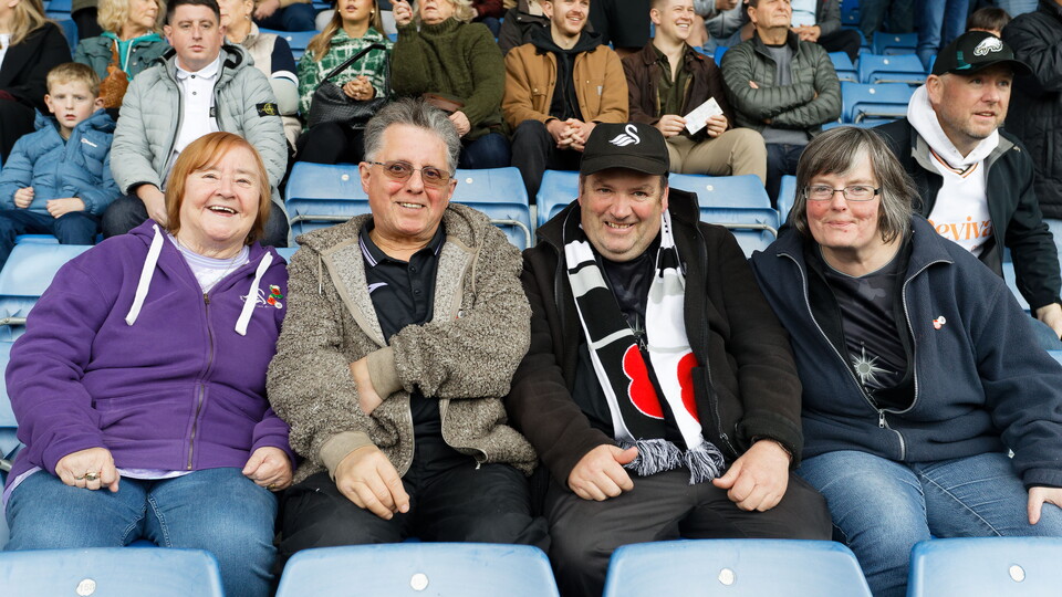 Fan Gallery | Oxford v Swans