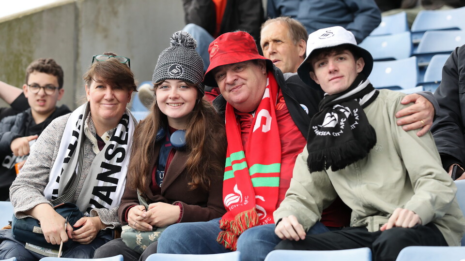 Fan Gallery | Oxford v Swans