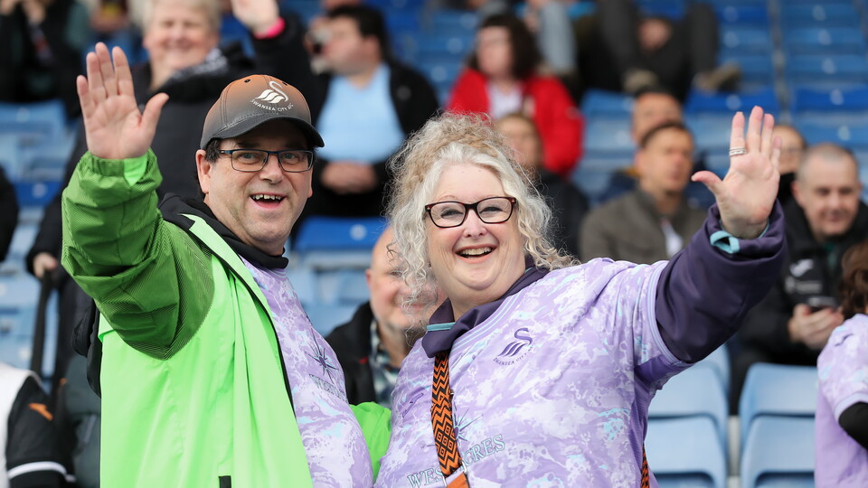 Fan Gallery | Oxford v Swans