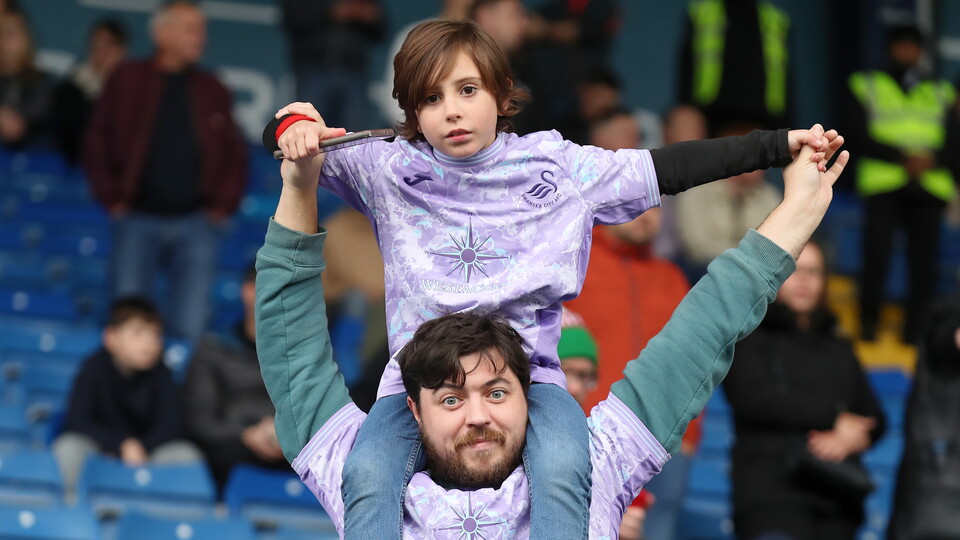 Fan Gallery | Oxford v Swans