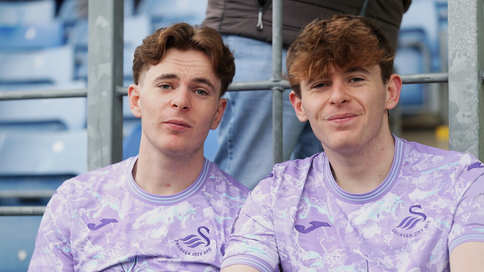 Fan Gallery | Oxford v Swans