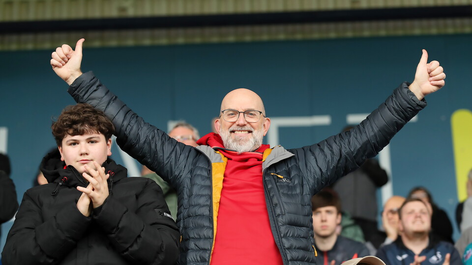 Fan Gallery | Oxford v Swans