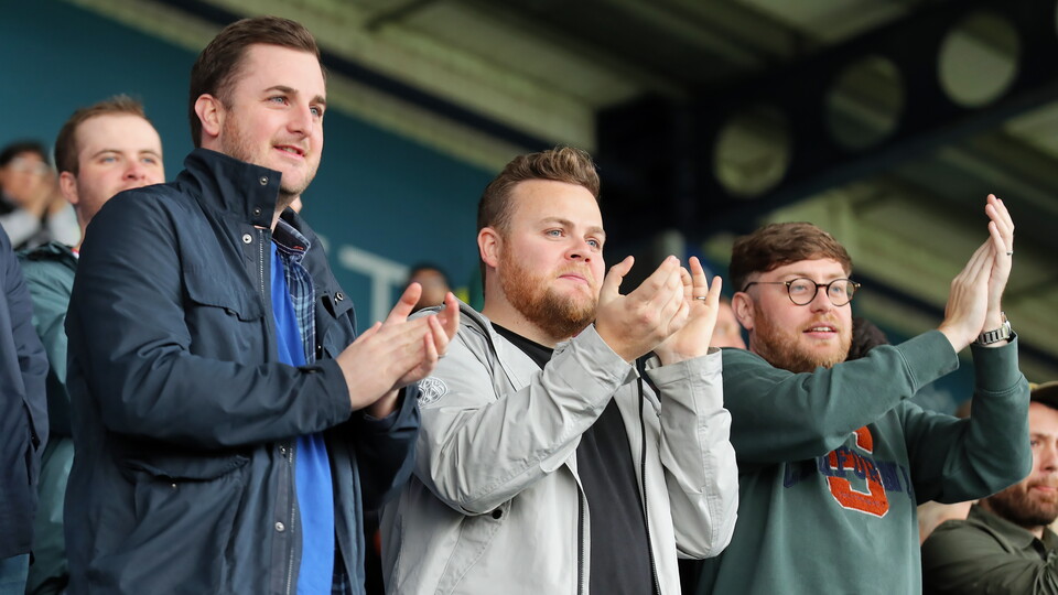 Fan Gallery | Oxford v Swans