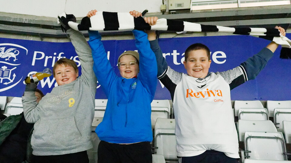 Fan Gallery | Swans v Watford