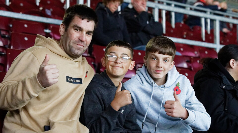 Fan Gallery | Burnley v Swans