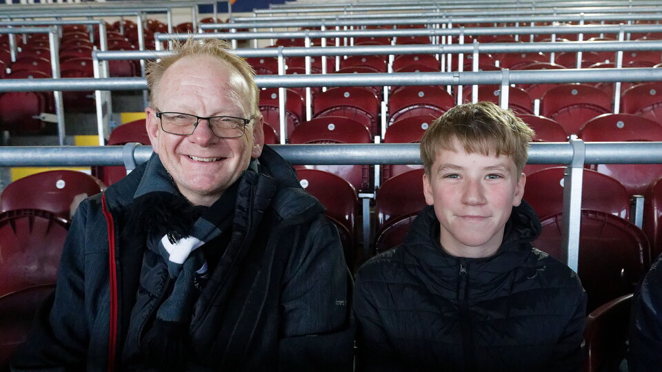 Fan Gallery | Burnley v Swans