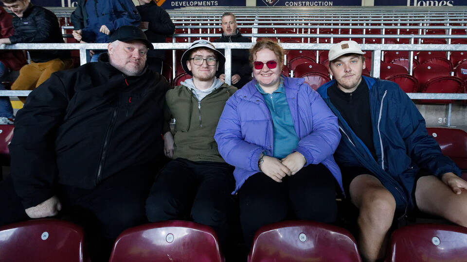 Fan Gallery | Burnley v Swans