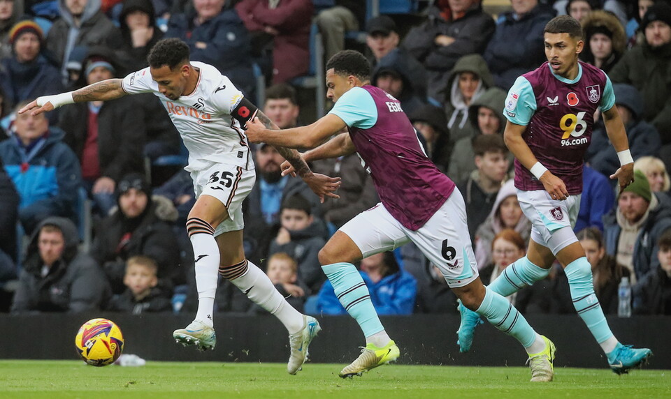 Gallery | Burnley v Swans