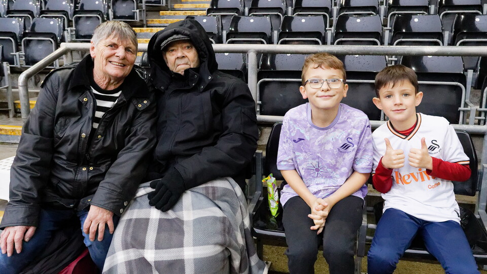 Fan Gallery | Swans v Leeds United 5
