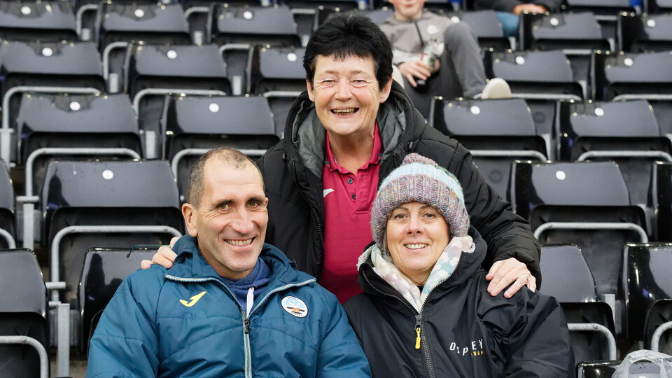 Fan Gallery | Swans v Leeds United 18