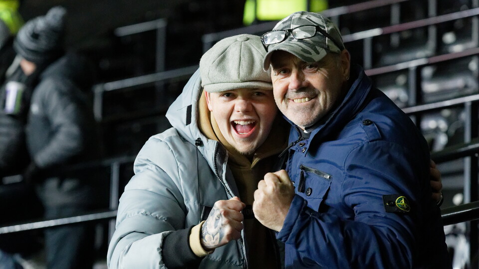 Fan Gallery | Derby v Swans