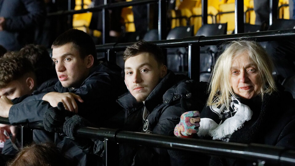 Fan Gallery | Derby v Swans
