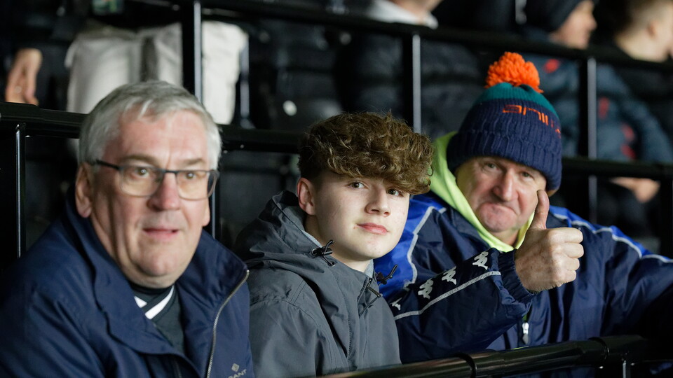 Fan Gallery | Derby v Swans